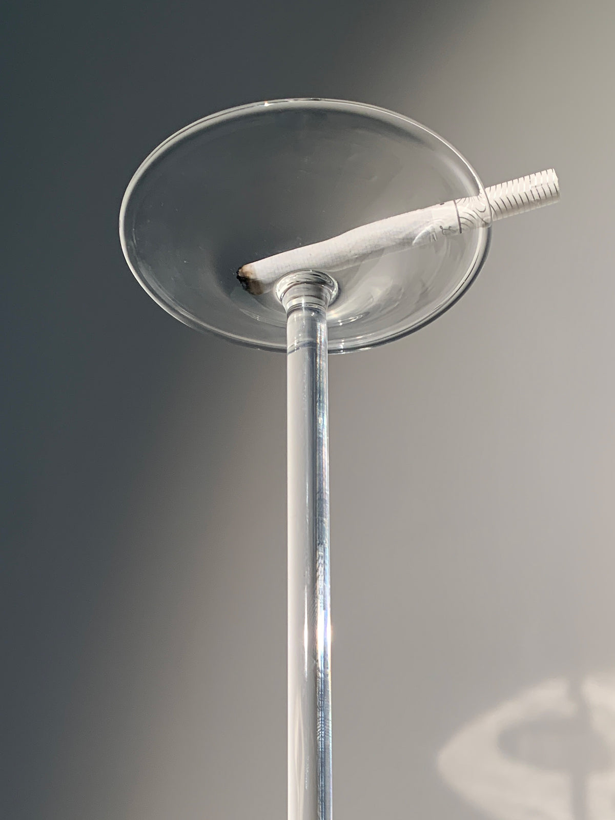 Ashtray 0002 in clear hand-sculpted borosilicate glass, dish detail, Rain and Rivers