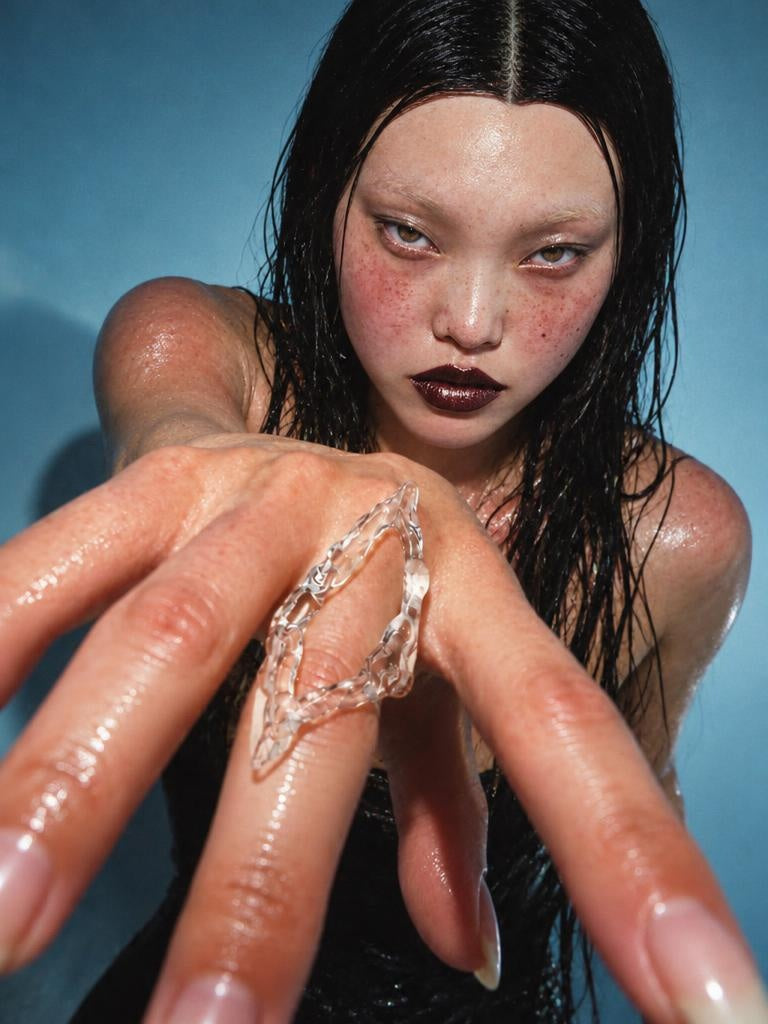 Rombo Sculptural Glass Ring 0111, campaign photograph with flash, hand-sculpted borosilicate glass, Rain and Rivers